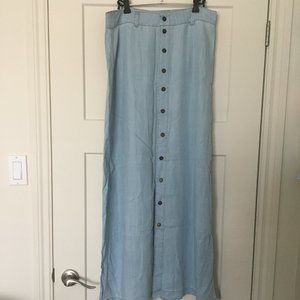 Guess High-Waisted Button Up Denim Skirt